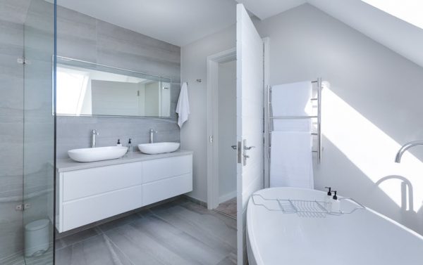 Comment habiller votre salle de bain correctement ?